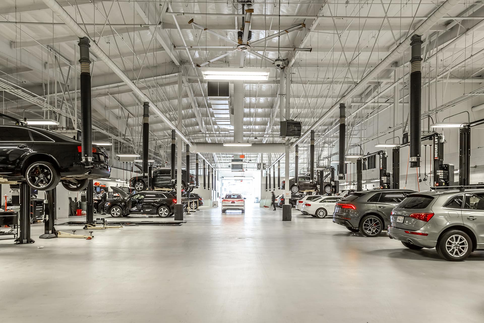 Tips on Choosing an Audi Service Center